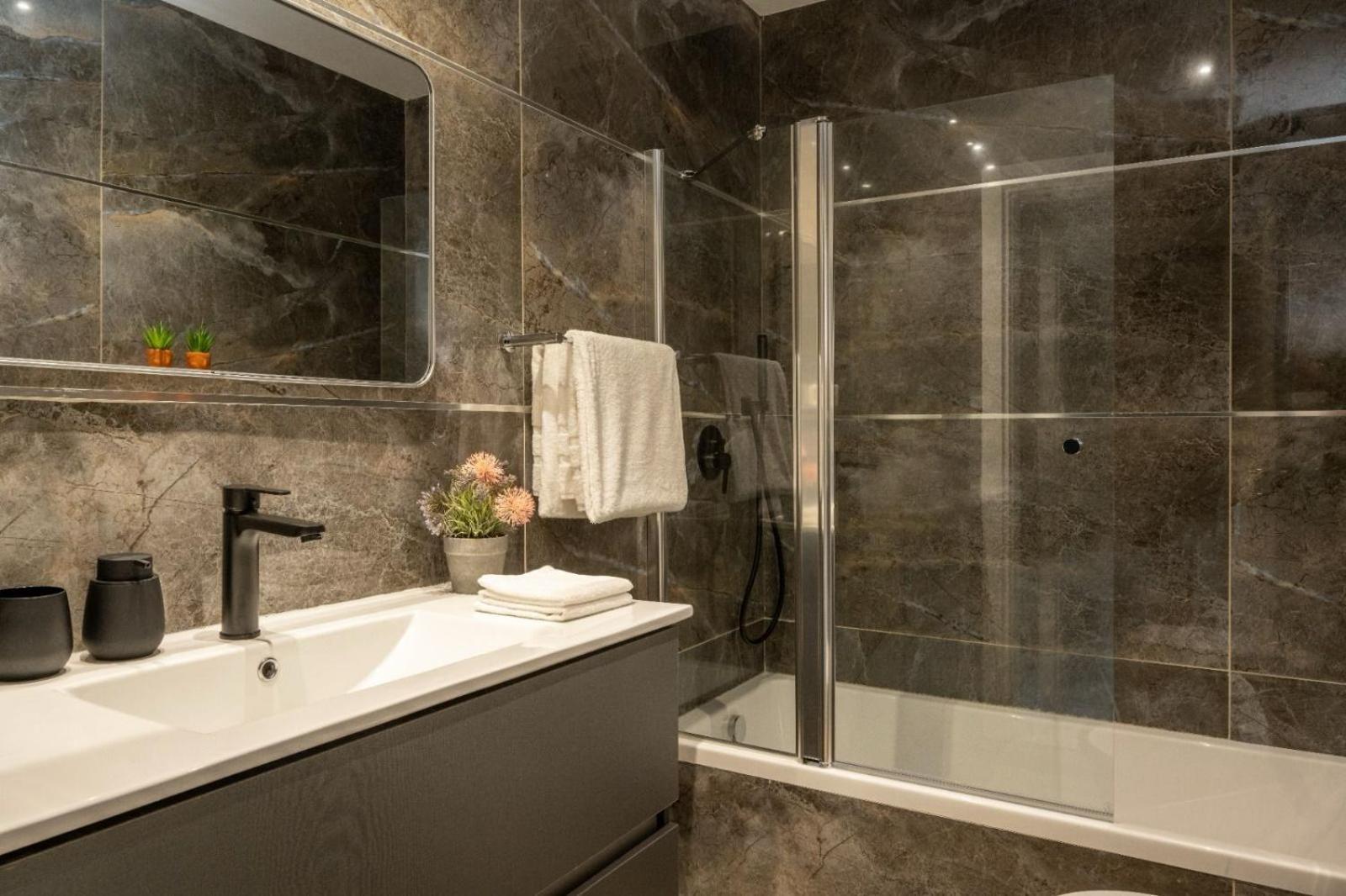 Mountain And Sea View - Penthouse With Private Pool Apartment Eilat Exterior foto